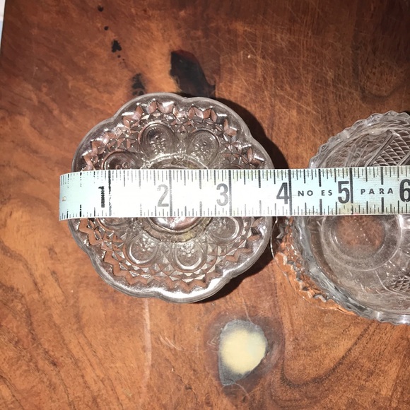 Set of 2 Avon vintage flower crystal goblets - Picture 7 of 11